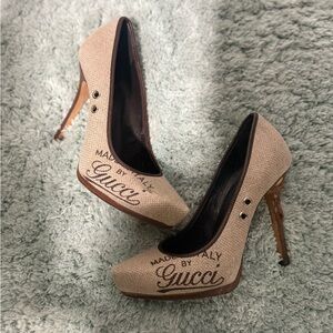 Gucci Women's Textured Beige Heels